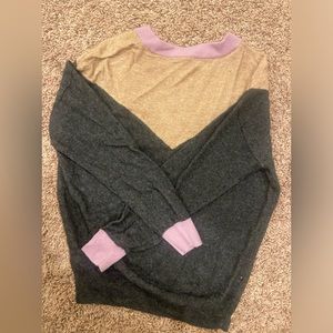 Cute like brand new top worn once